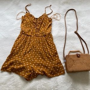 Like new mustard Romper with pockets
